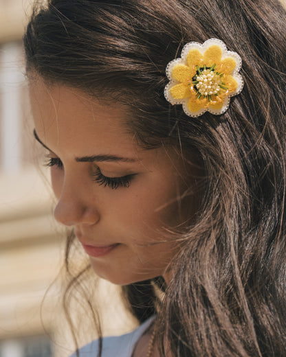 Black Forest Whimsy - Sunlit Daisy Clip